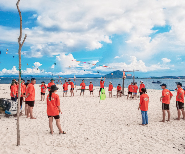 Phu Yen Chua Island Dua Island Group 1 Day Tour D