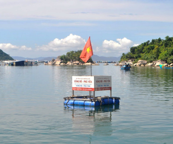 Phu Yen 1 Day Group Tour
